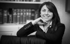 Avvocato Manuela Luciano